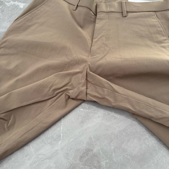 Men’s Tommy Hilfiger THFlex Tate Stretch Khaki Dress Pants Size 30W X 30L - Picture 6 of 16